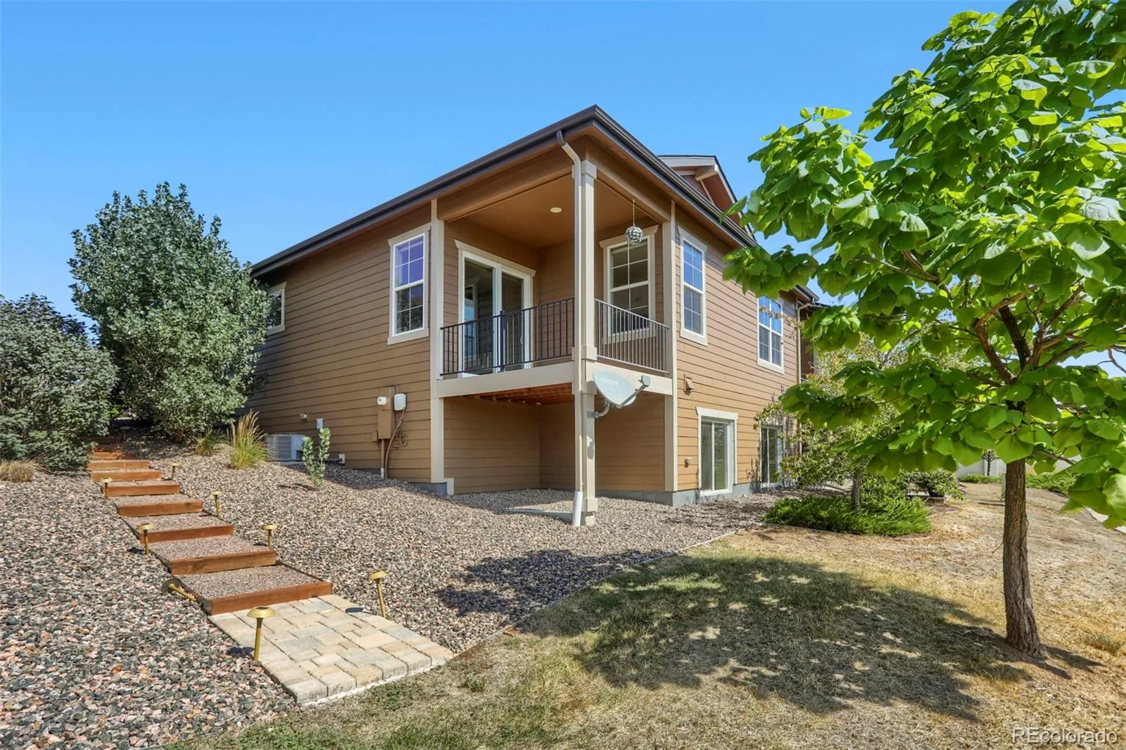 6998 W Jewell Drive Lakewood CO 80227 | MLS #REC8389904 09232026011406 1600 22