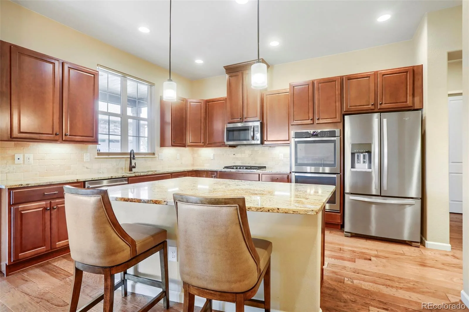 6998 W Jewell Drive Lakewood CO 80227 | MLS #REC8389904 09232026011406 1600 3