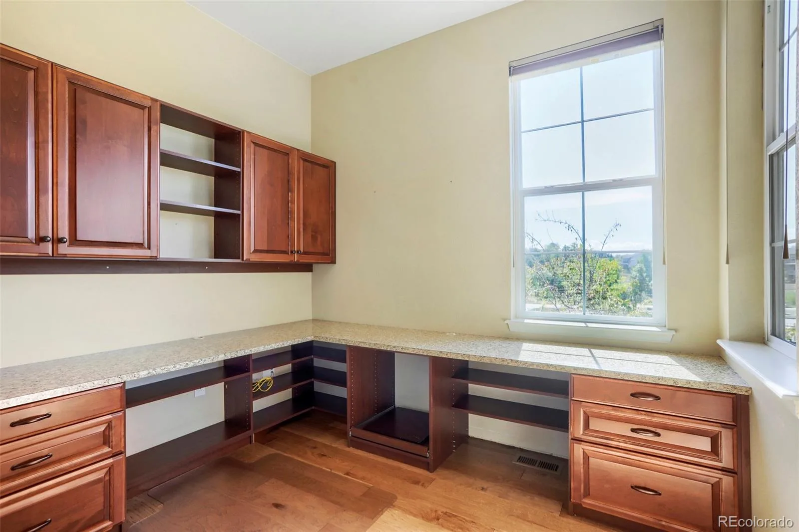 6998 W Jewell Drive Lakewood CO 80227 | MLS #REC8389904 09232026011406 1600 8
