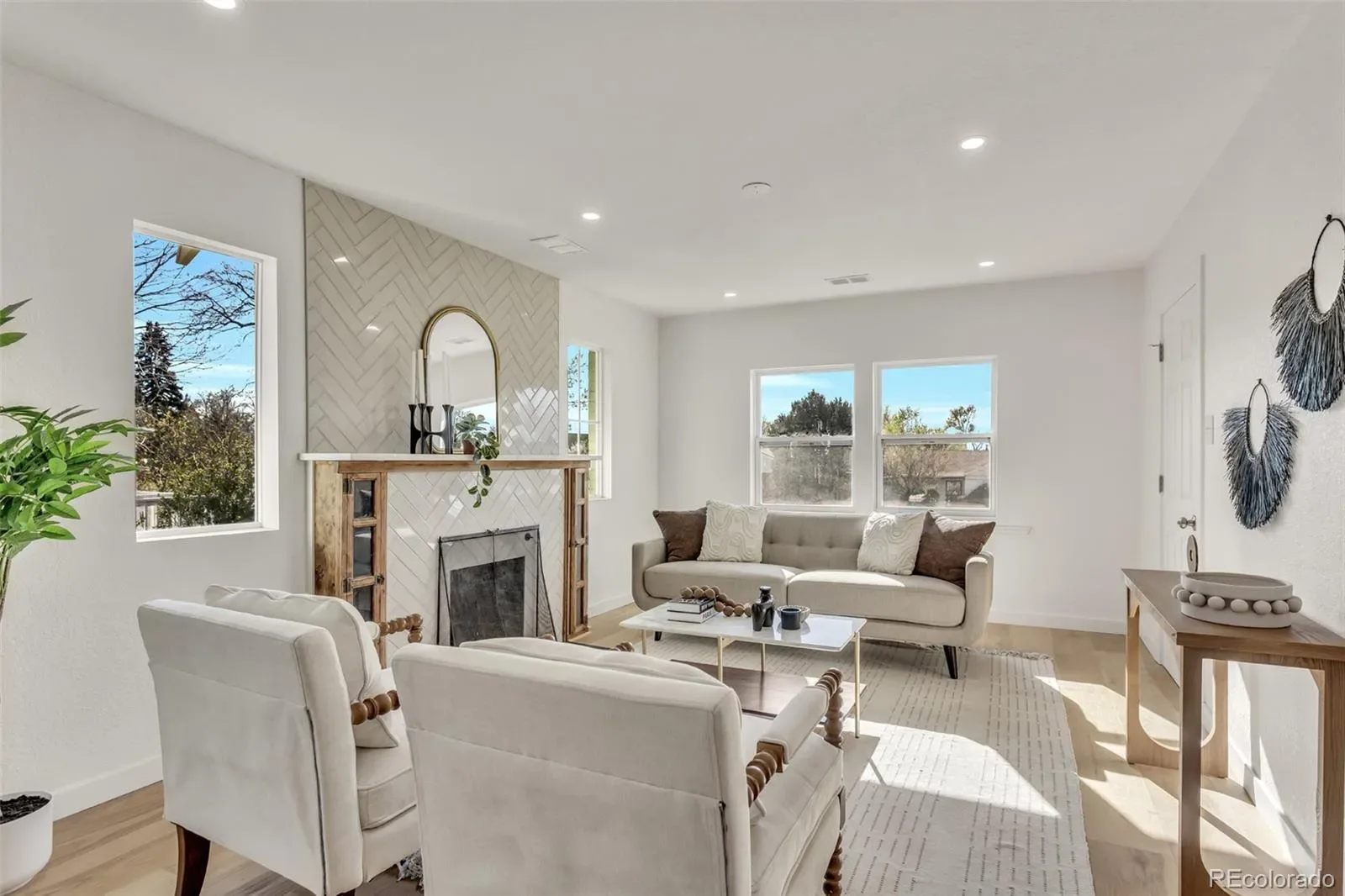 03282026225347 1600 4