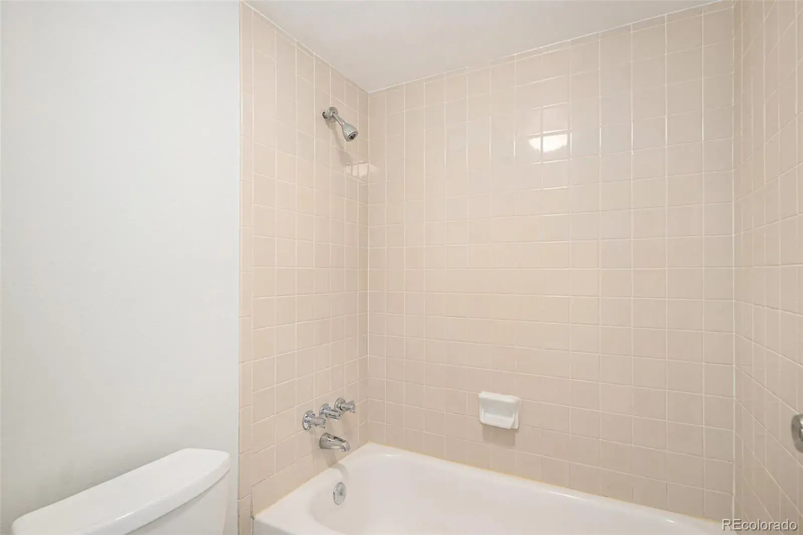 8060 E Girard Avenue #217 Denver CO 80231 MLS #REC8394266 08022025205827 1600 10