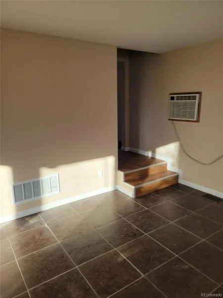3034 S Sherman Street Englewood CO 80113 | MLS #REC8395182 09232026011418 800 13