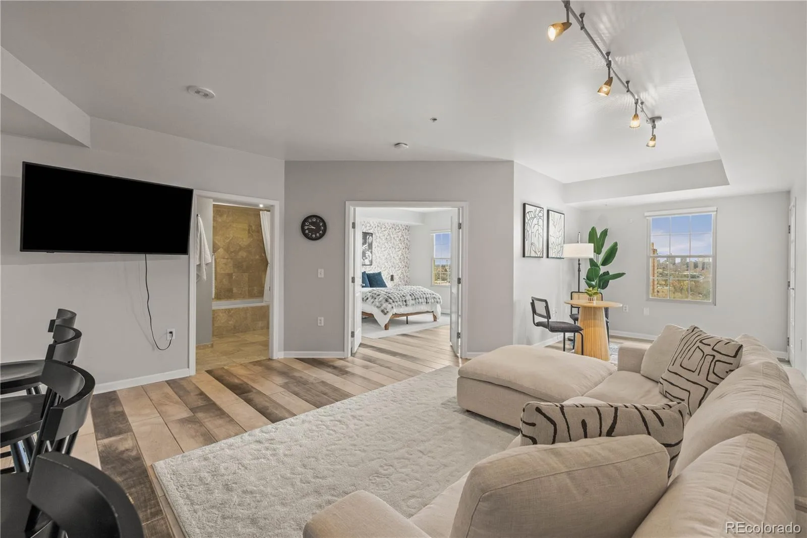 975 N Lincoln Street #11H Denver CO 80203 MLS #REC8395334 07092026181324 1600 24