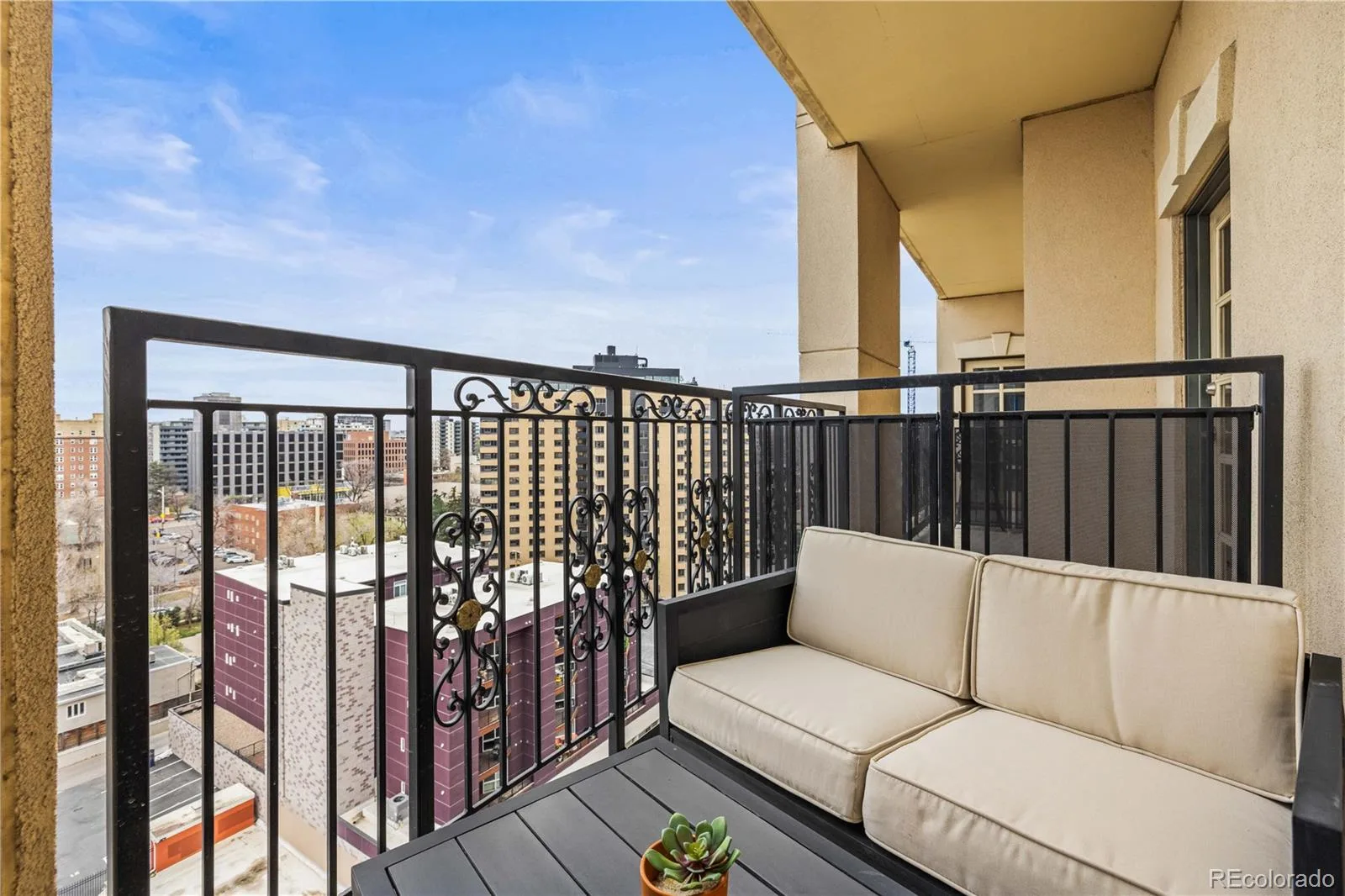 975 N Lincoln Street #11H Denver CO 80203 MLS #REC8395334 07092026181324 1600 28
