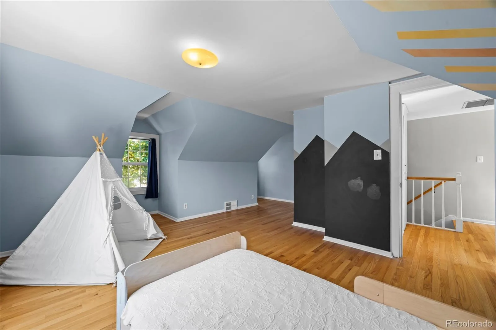 13 Lakewood Heights Drive Denver CO 80215 MLS #REC8396409 06302026170817 1600 23