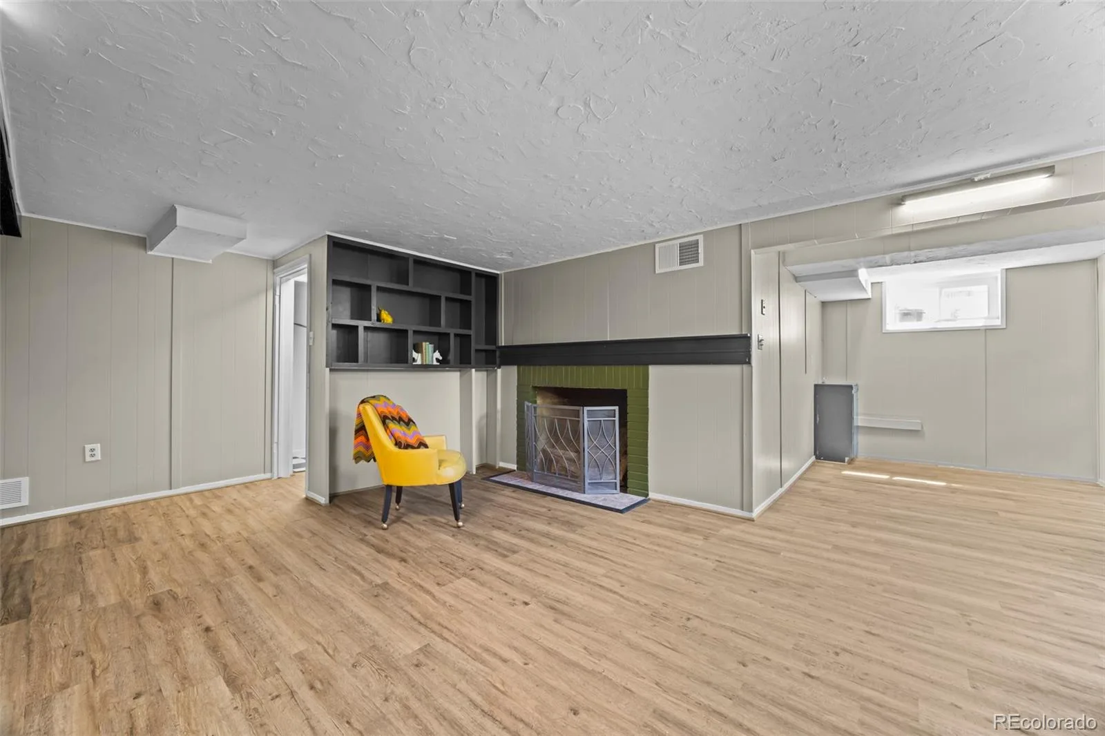 13 Lakewood Heights Drive Denver CO 80215 MLS #REC8396409 06302026170817 1600 26
