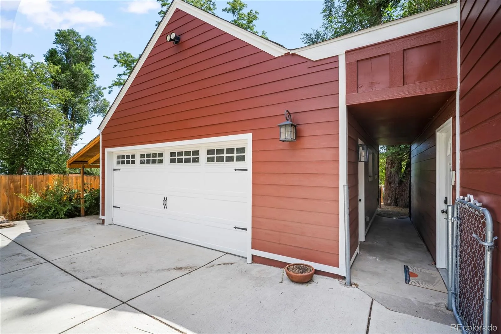 13 Lakewood Heights Drive Denver CO 80215 MLS #REC8396409 06302026170817 1600 35