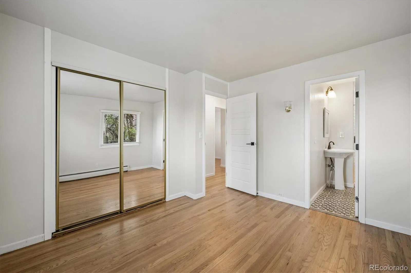 04072026190709 1600 11