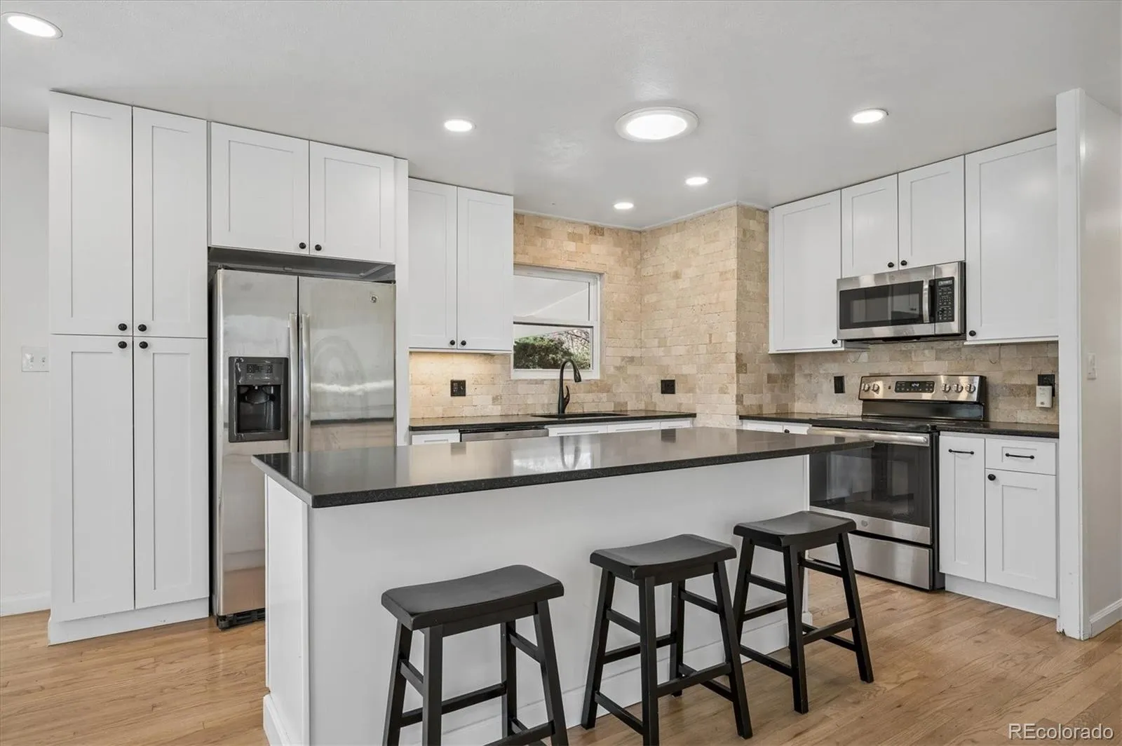 04072026190709 1600 6