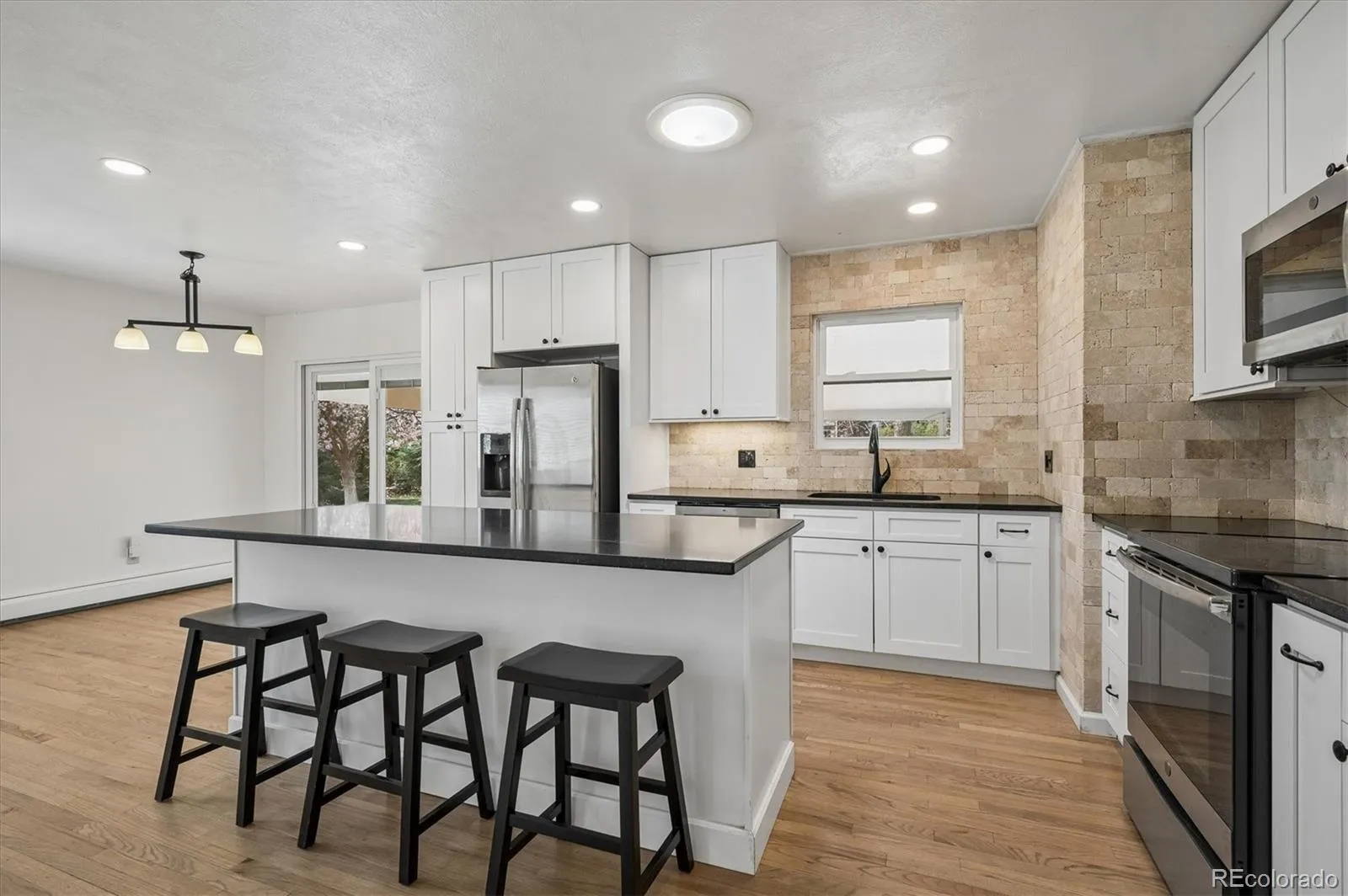 04072026190709 1600 7