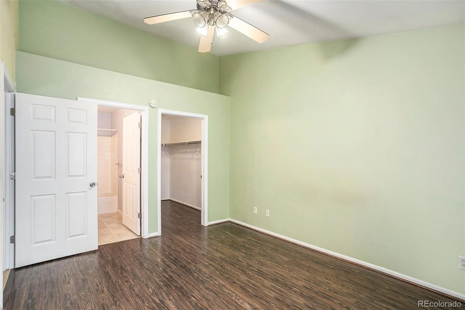 1461 S Danube Way #103 Aurora CO 80017 MLS #REC8397909 05092026023409 1600 11