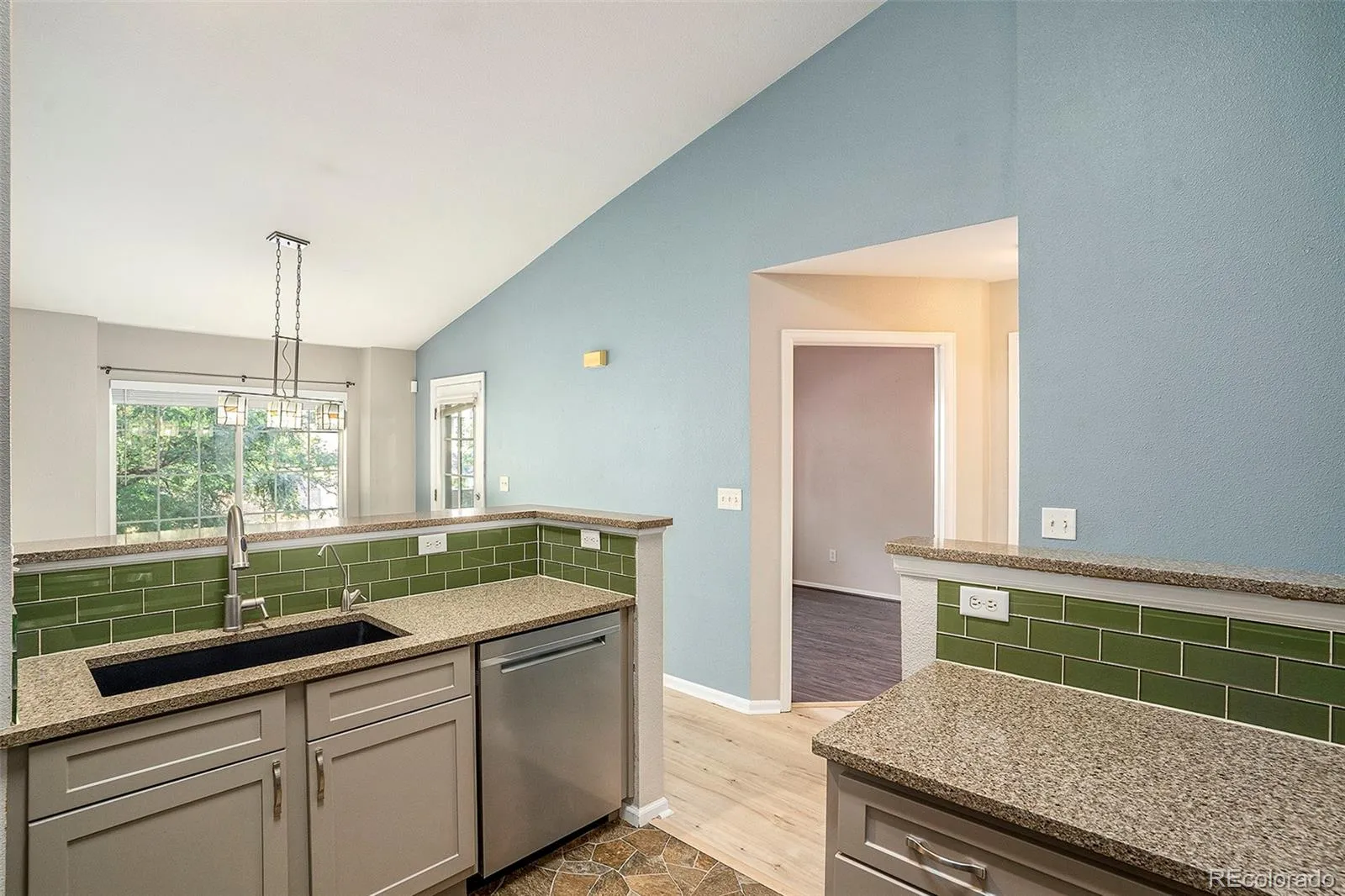 1461 S Danube Way #103 Aurora CO 80017 MLS #REC8397909 05092026023409 1600 4