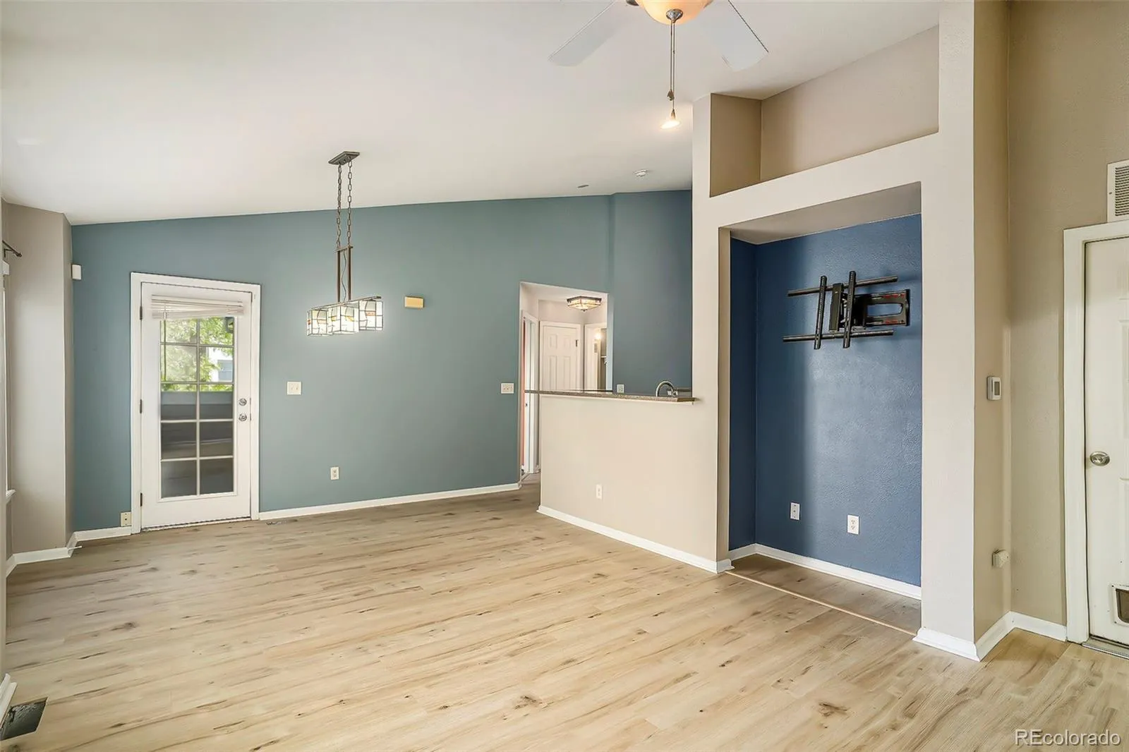 1461 S Danube Way #103 Aurora CO 80017 MLS #REC8397909 05092026023409 1600 7