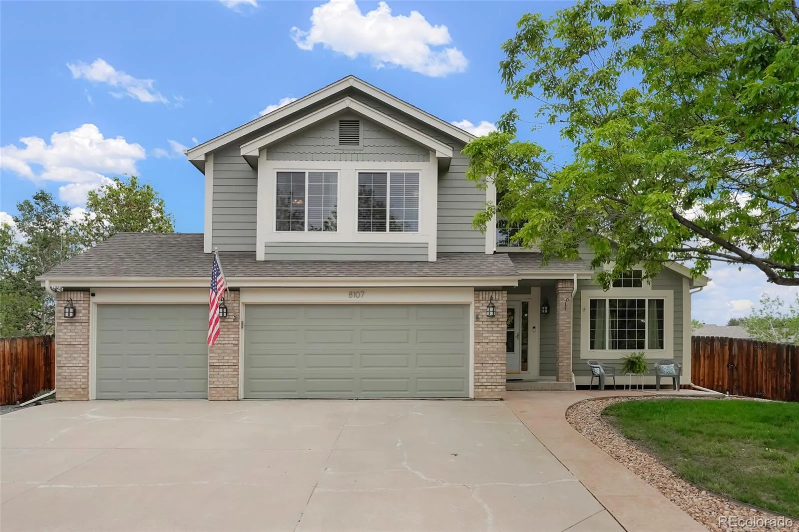 8107 W Morraine Drive Littleton CO 80128 | MLS #REC8400372 08202026110208 1600 1
