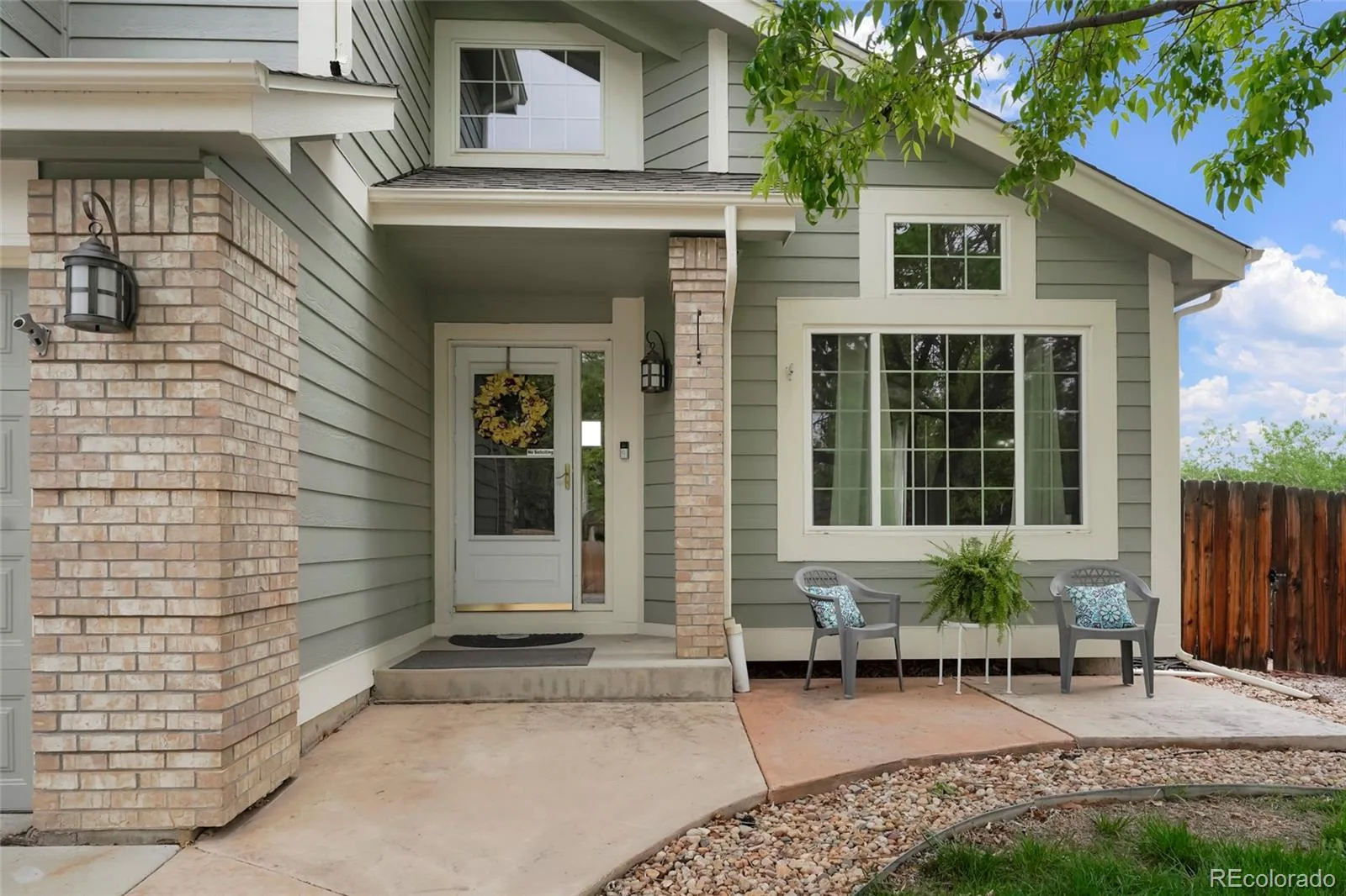 8107 W Morraine Drive Littleton CO 80128 | MLS #REC8400372 08202026110208 1600 3