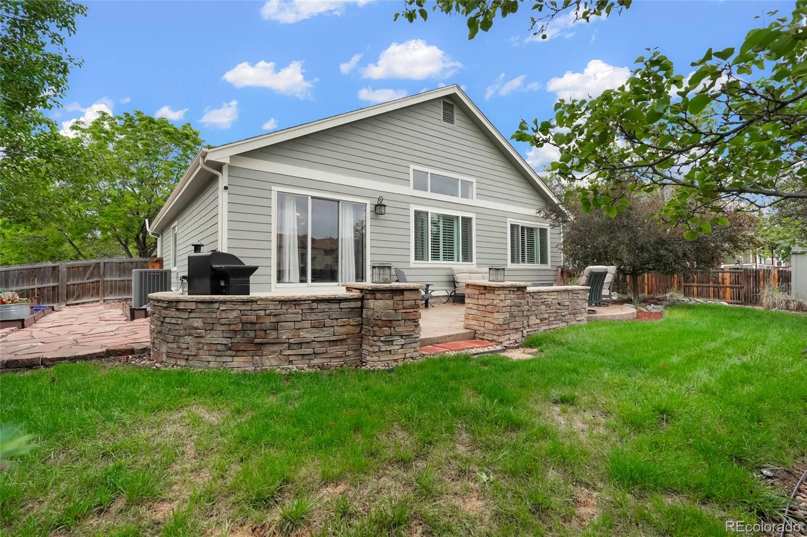8107 W Morraine Drive Littleton CO 80128 | MLS #REC8400372 08202026110208 1600 36