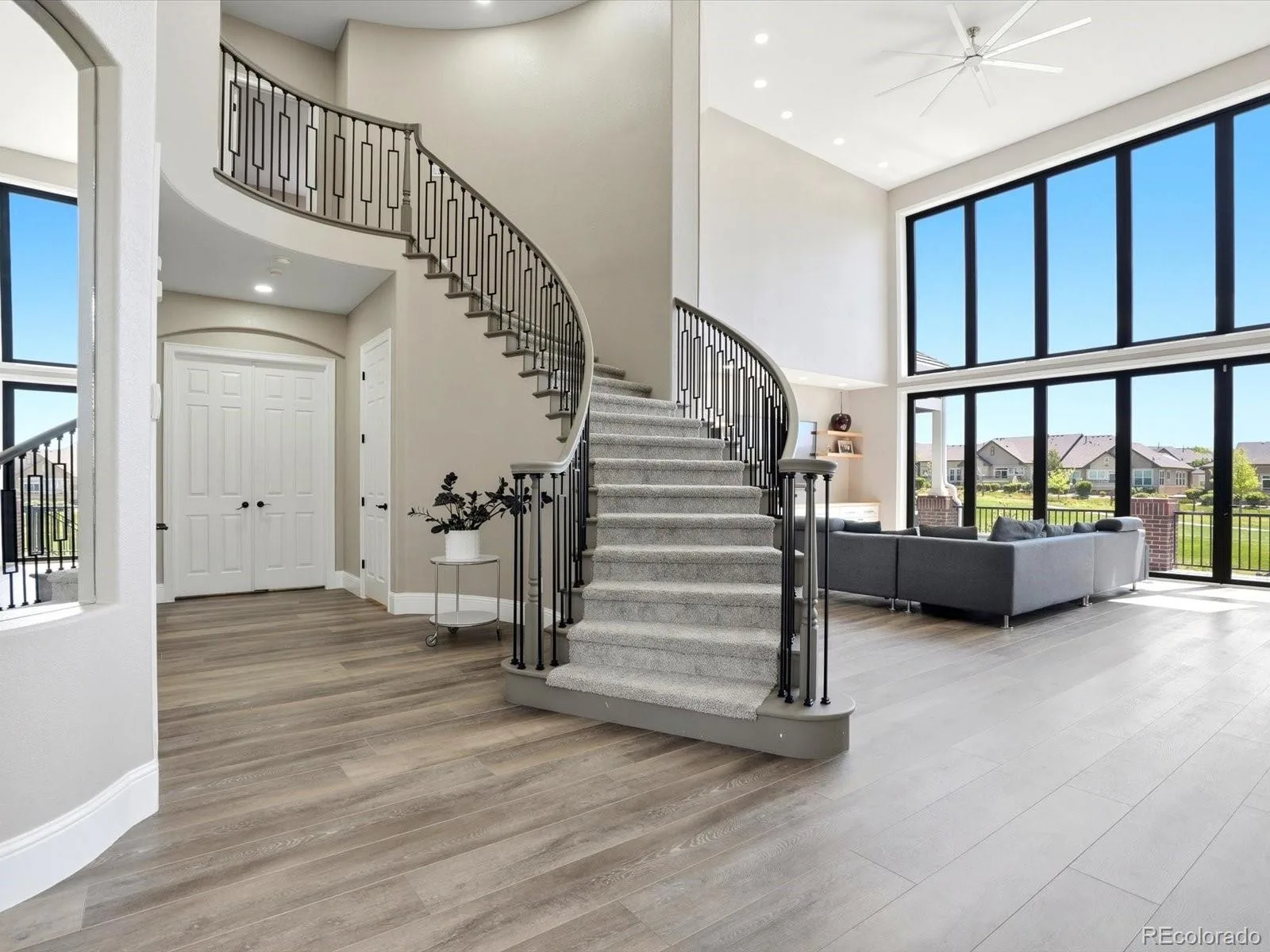 6536 S Riviera Way Aurora CO 80016 MLS #REC8401690 06022026210857 1600 16