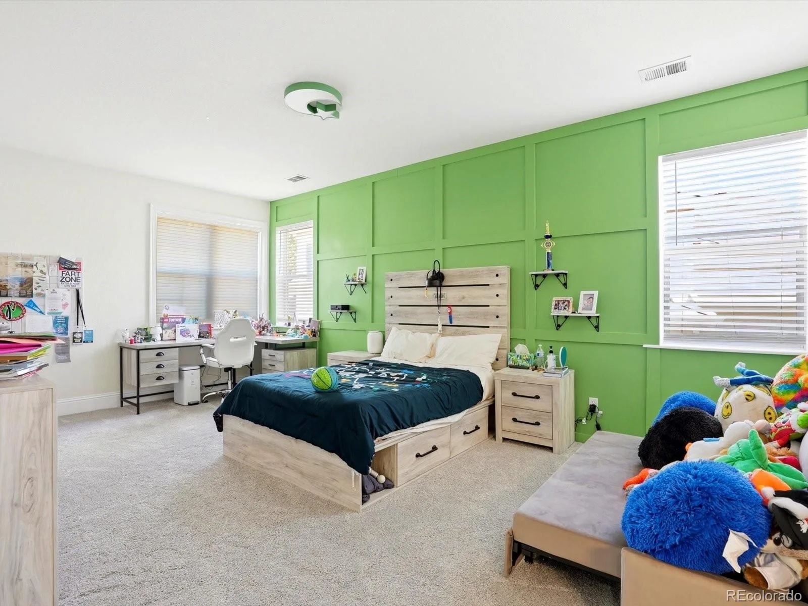 6536 S Riviera Way Aurora CO 80016 MLS #REC8401690 06022026210857 1600 27