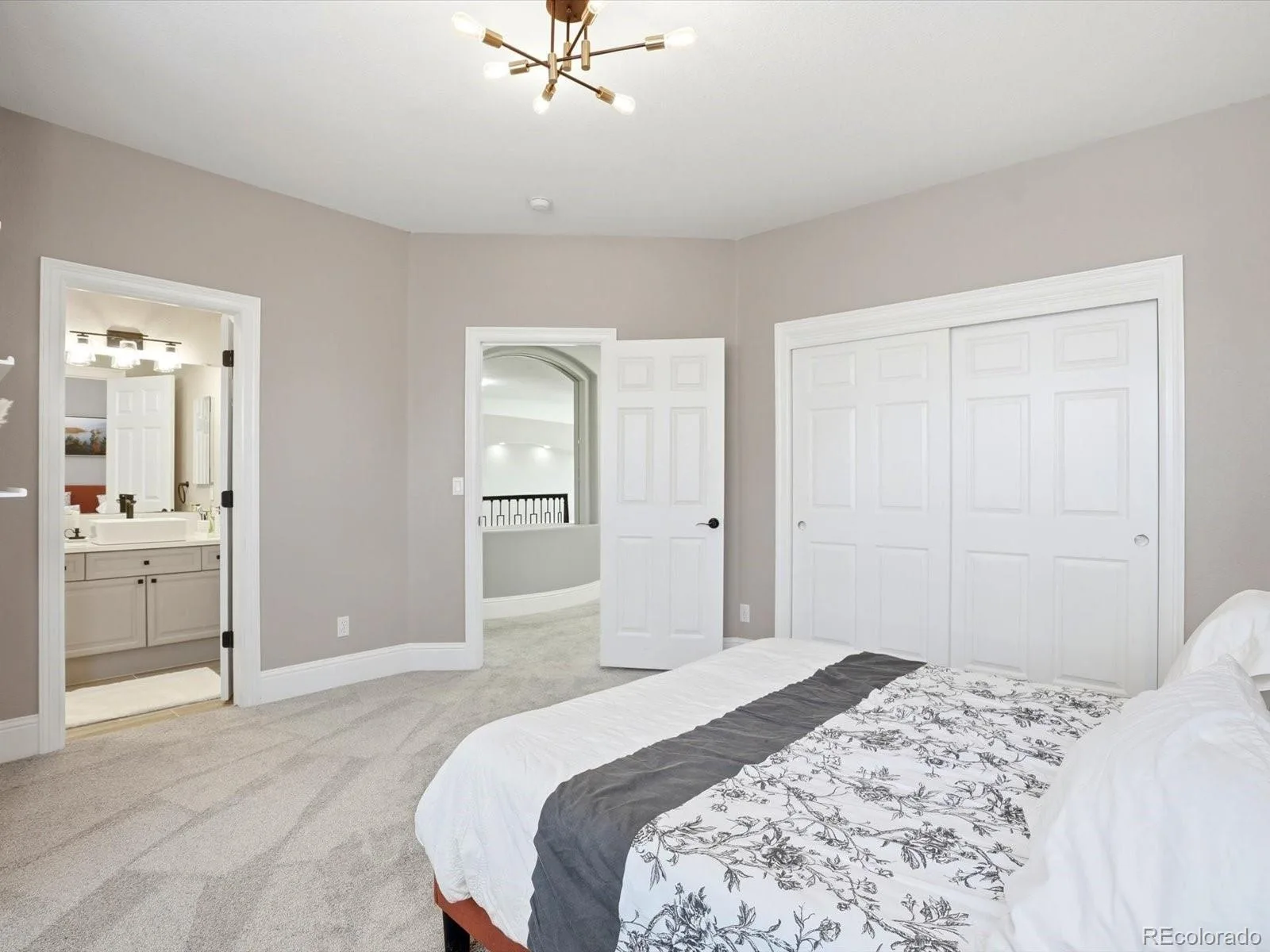 6536 S Riviera Way Aurora CO 80016 MLS #REC8401690 06022026210857 1600 31