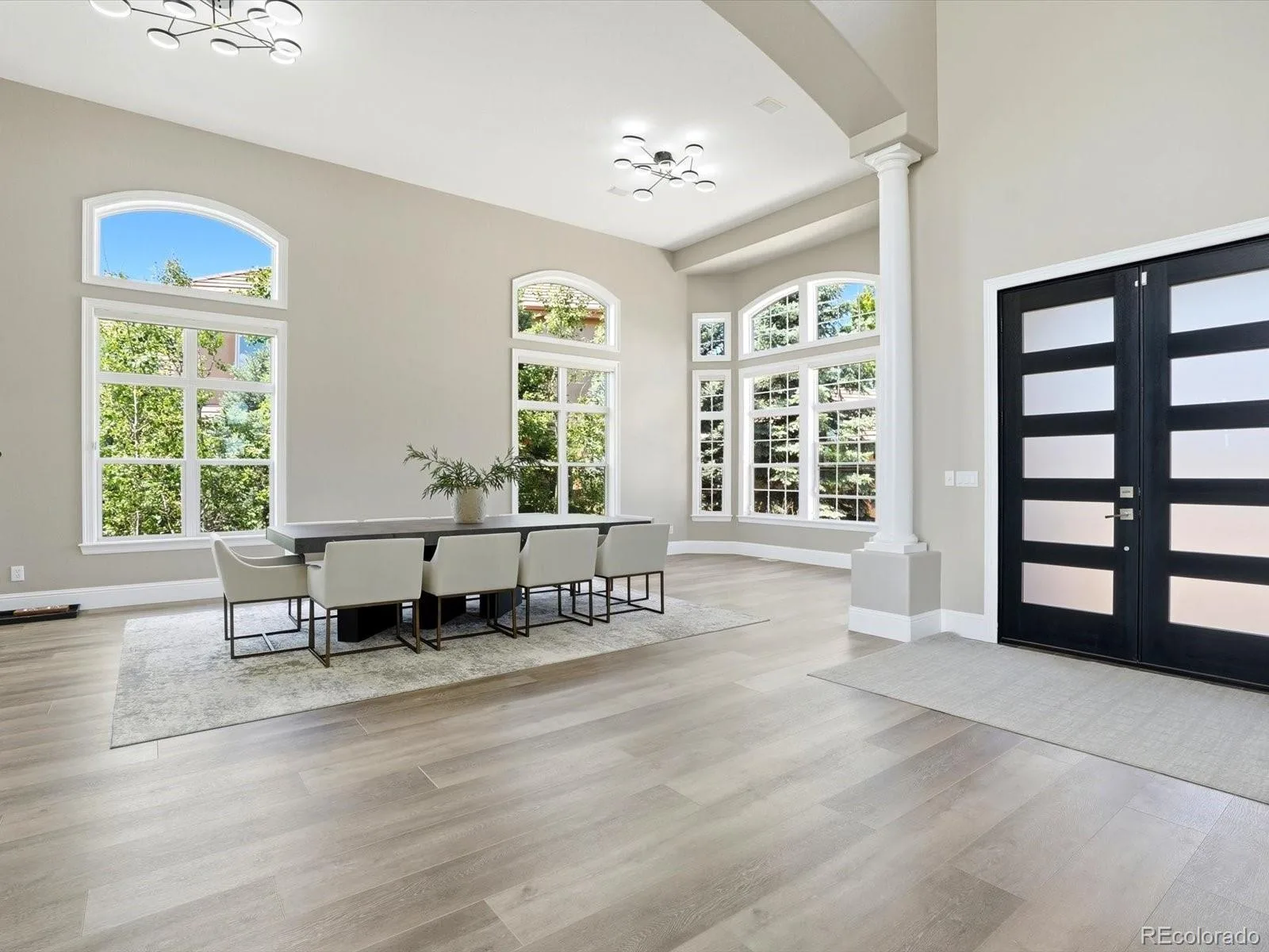 6536 S Riviera Way Aurora CO 80016 MLS #REC8401690 06022026210857 1600 4