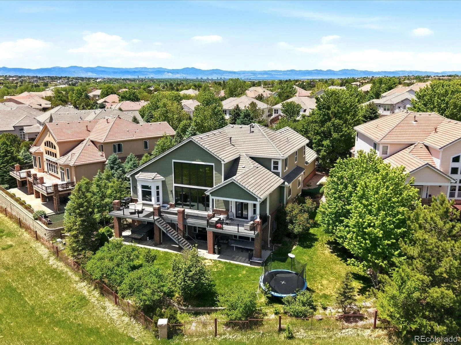 6536 S Riviera Way Aurora CO 80016 MLS #REC8401690 06022026210857 1600 49