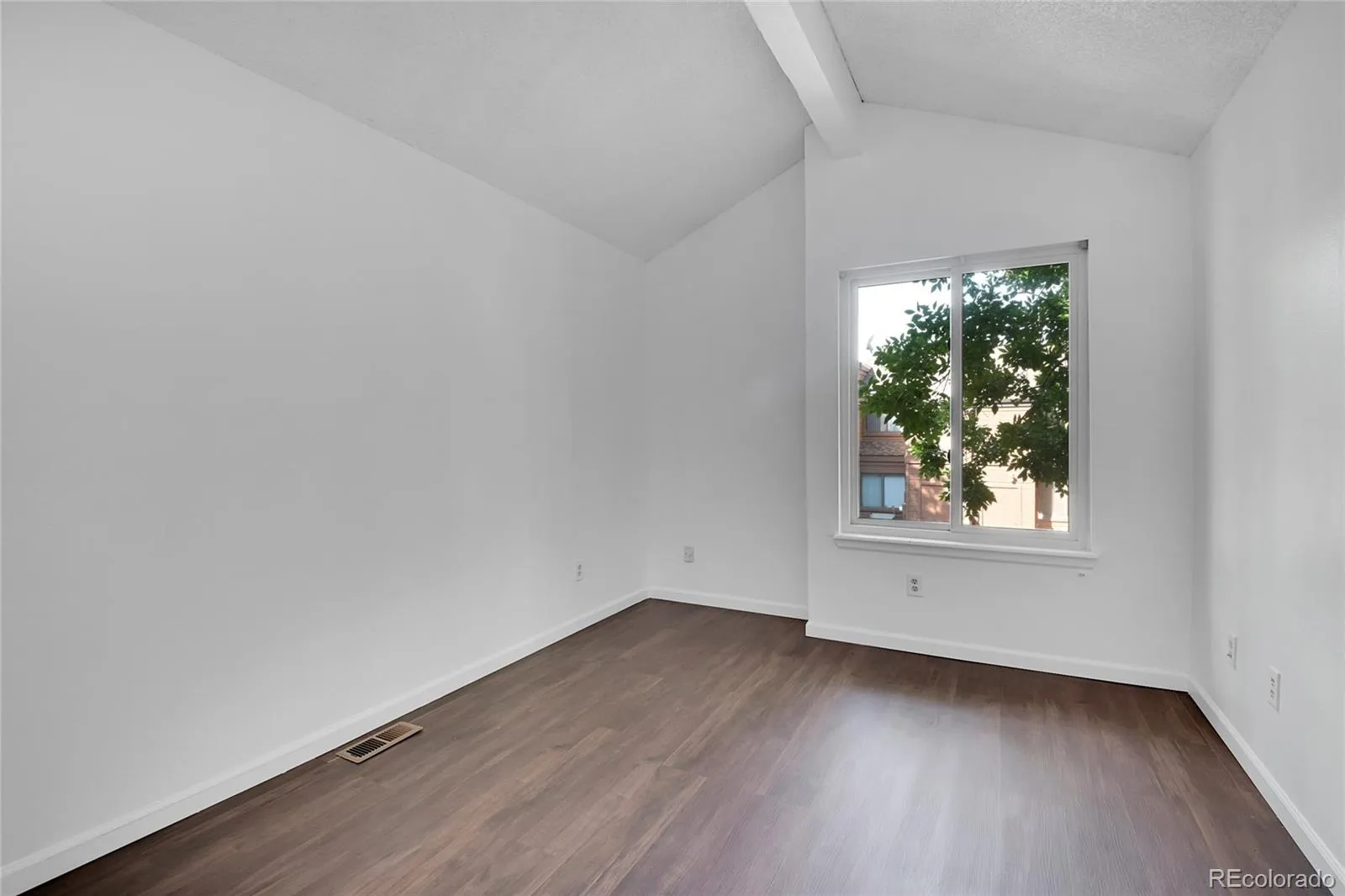 04132026214945 1600 18