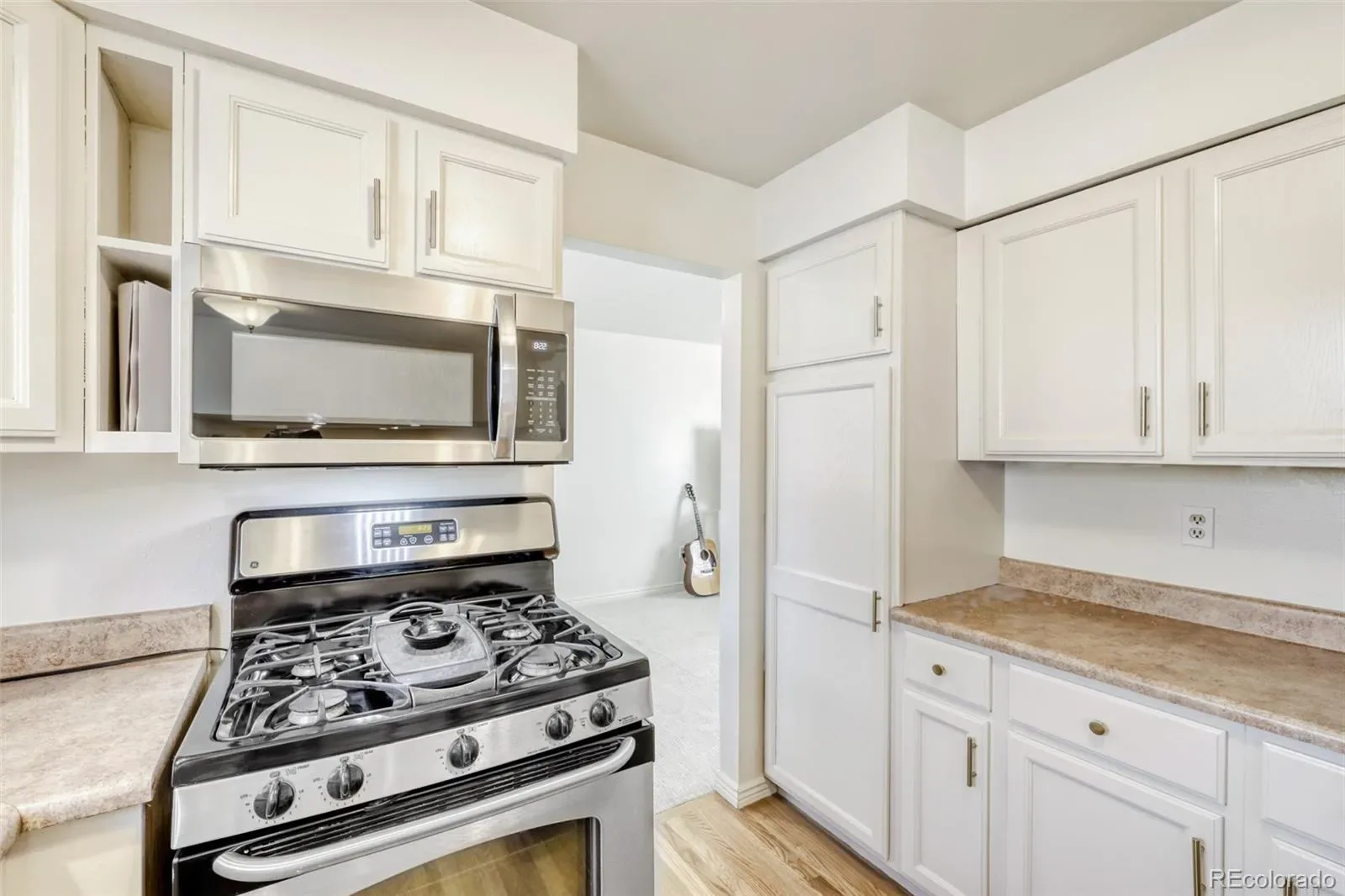 03132026000736 1600 11