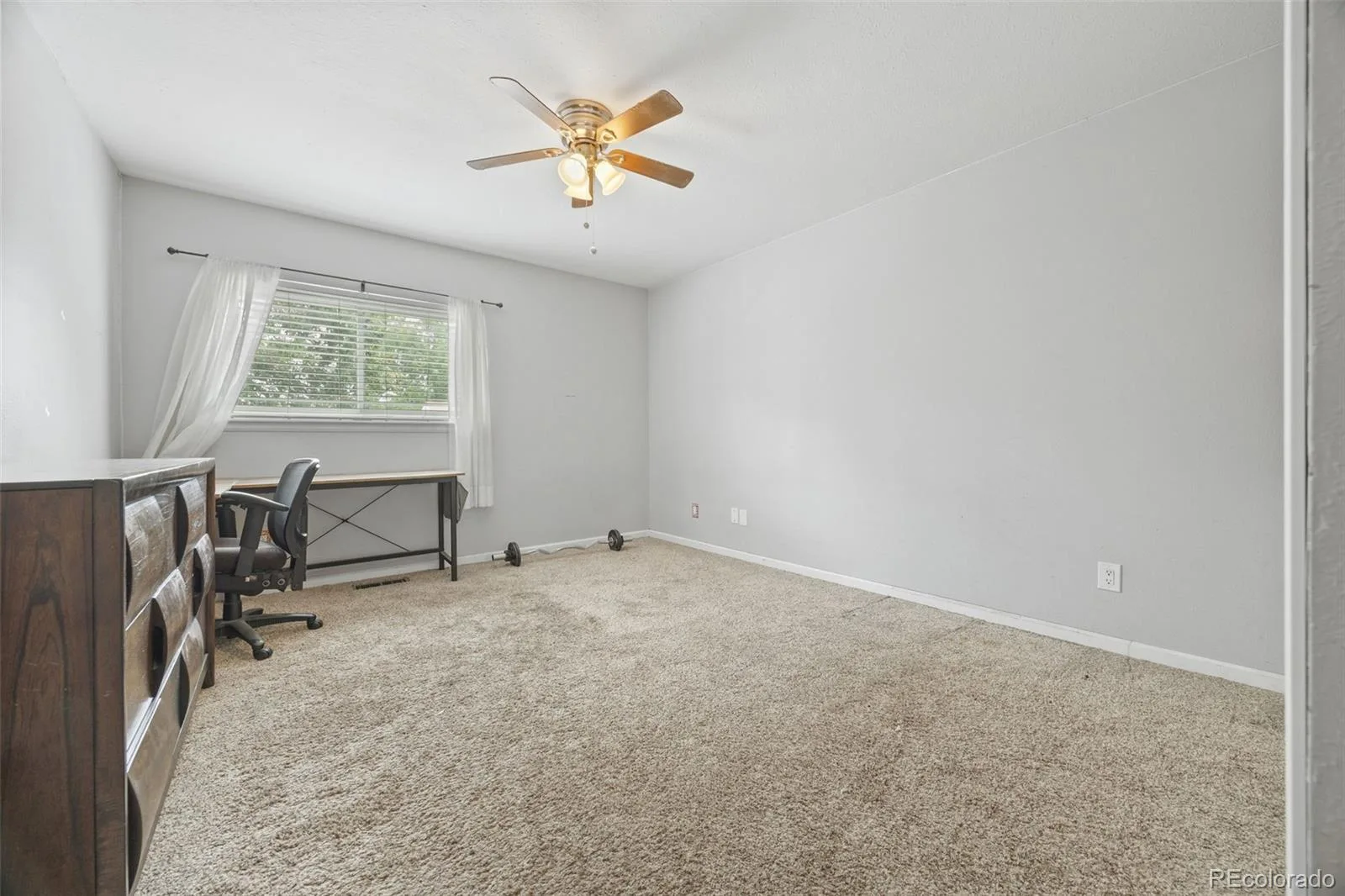 7667 S Monaco W Circle Englewood CO 80112 | MLS #REC8405450 08192026152840 1600 19
