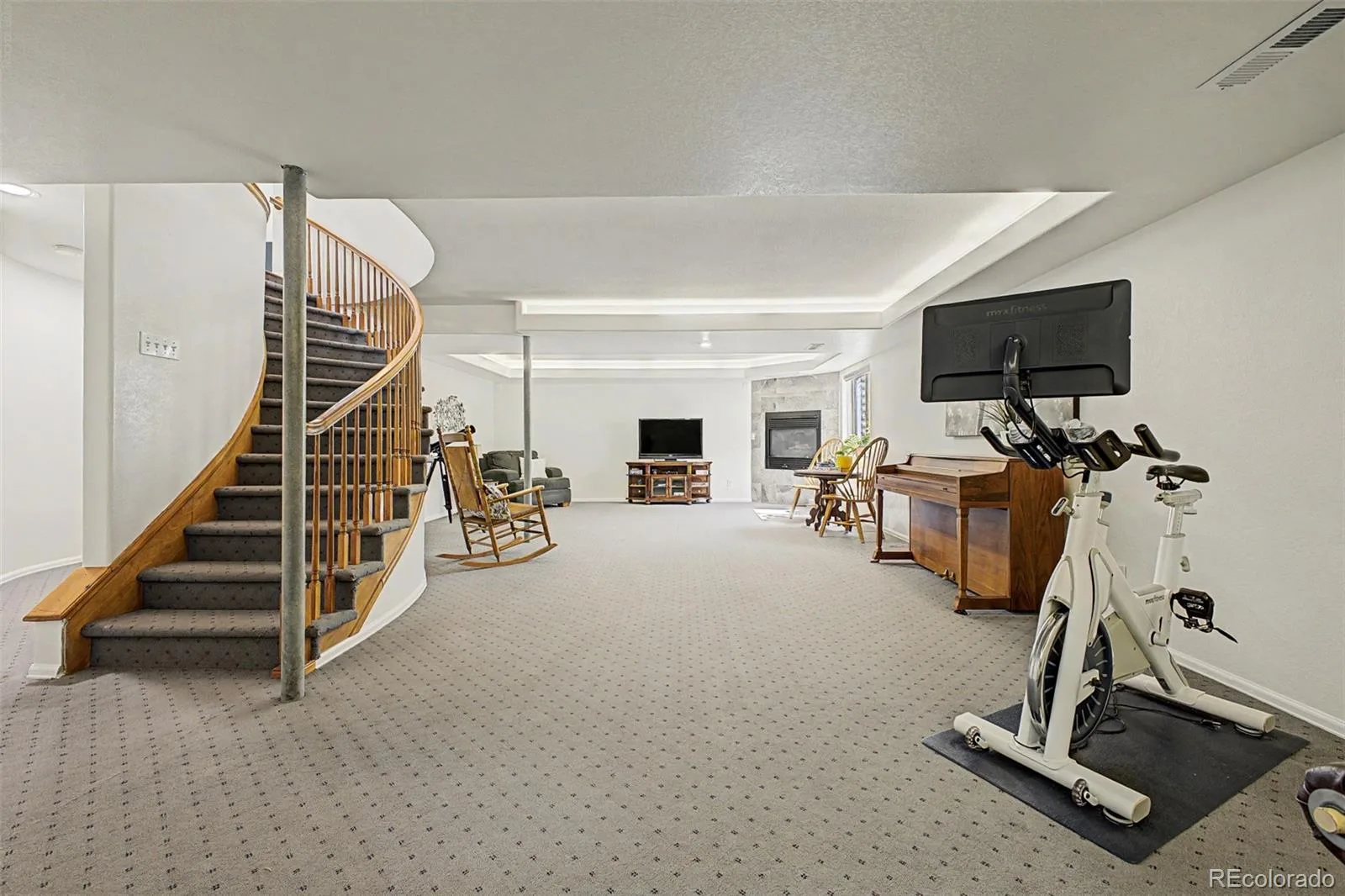 105 Wolf Creek Trail Broomfield CO 80020 | MLS #REC8406425 08122026181746 1600 36