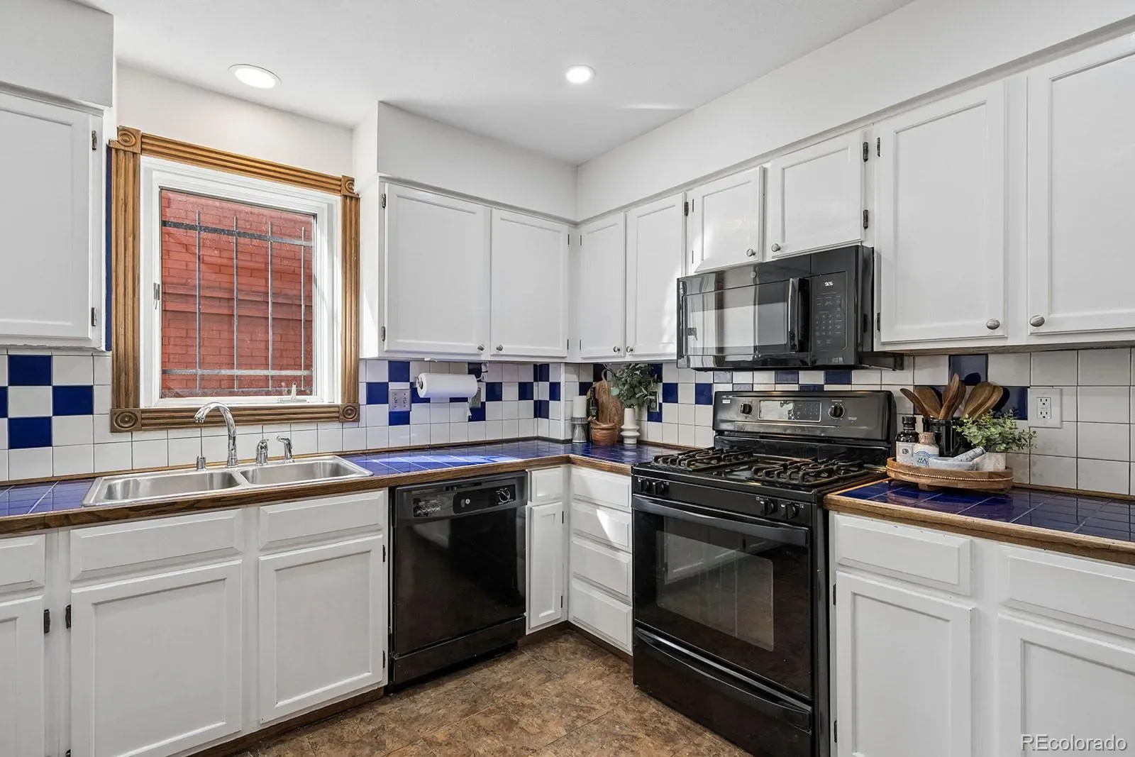 03192026235504 1600 11