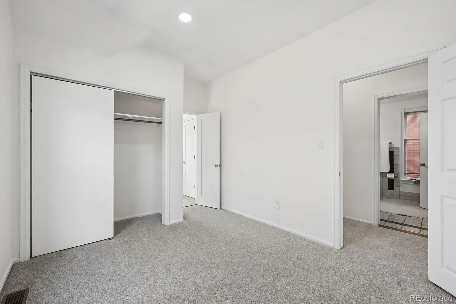 03192026235504 1600 22