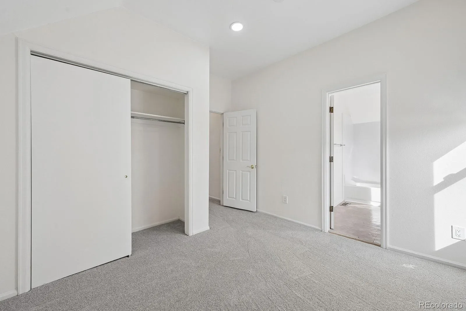 03192026235504 1600 24