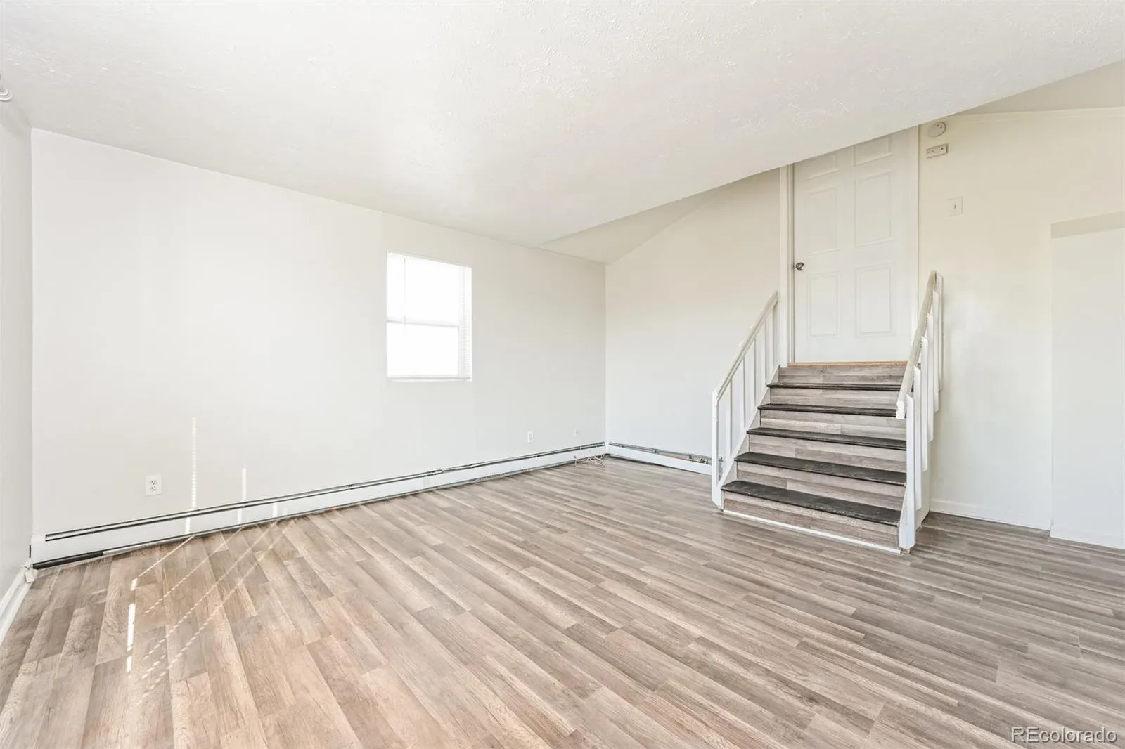 3210 W Longfellow Place Denver CO 80221 | MLS #REC8409292 05152026201216 1600 16