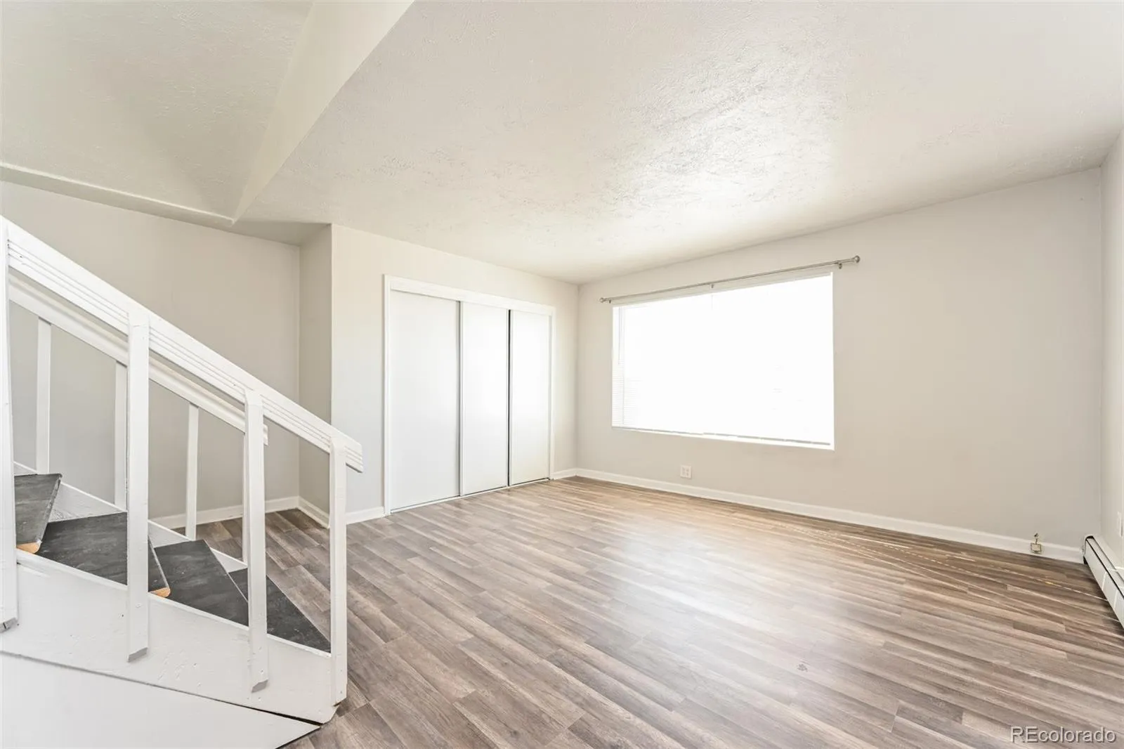 3210 W Longfellow Place Denver CO 80221 | MLS #REC8409292 05152026201216 1600 23