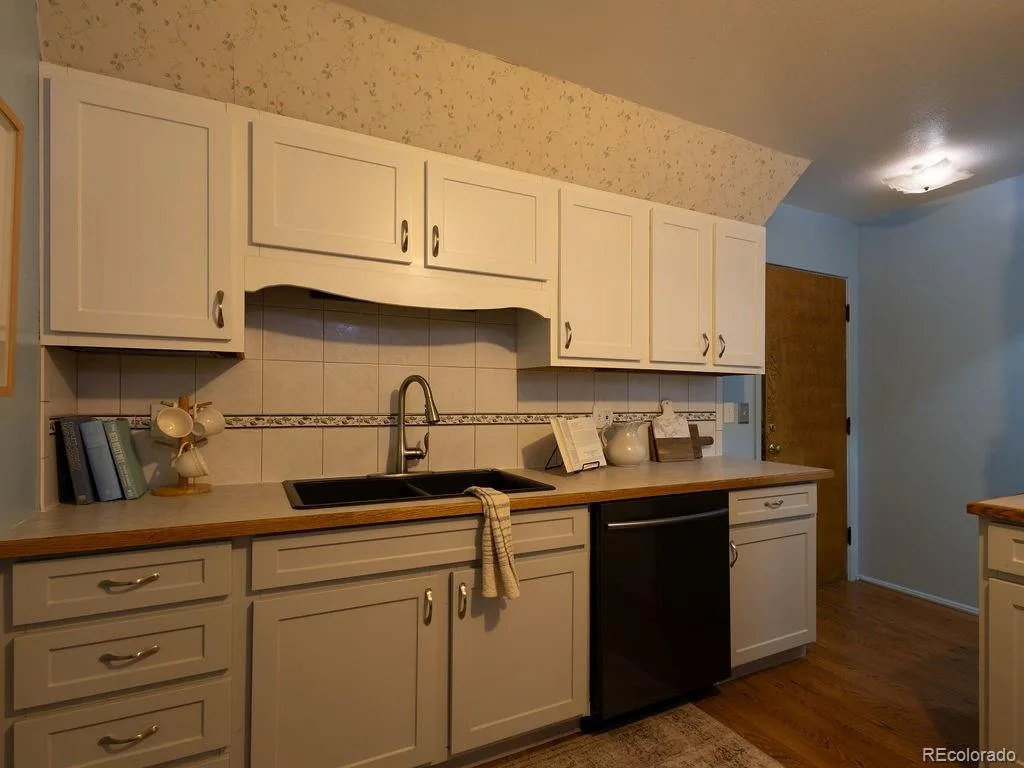 2835 S Winona Court Denver CO 80236 MLS #REC8411371 07092026211601 1024 8
