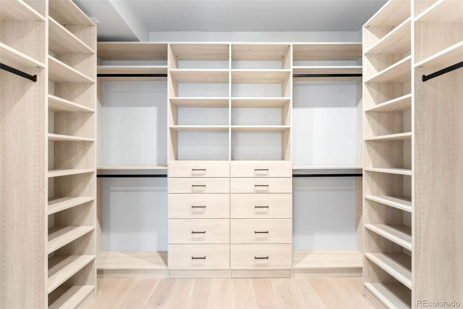 03262026204759 1600 17