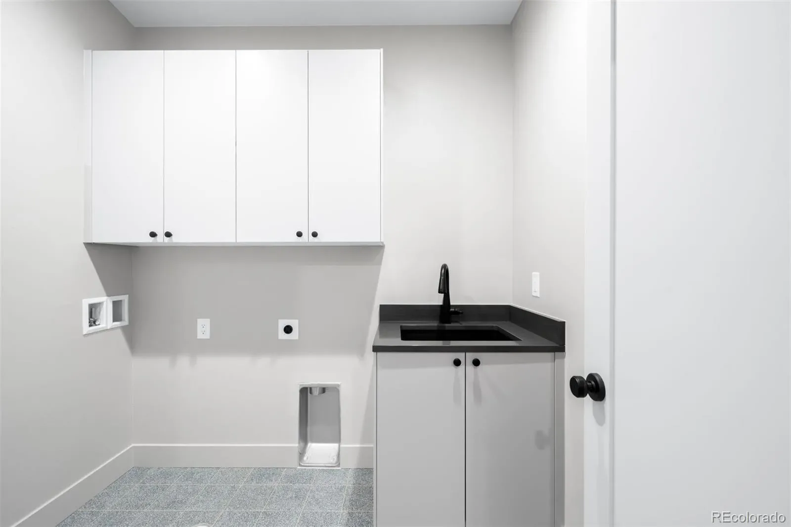 03262026204759 1600 21