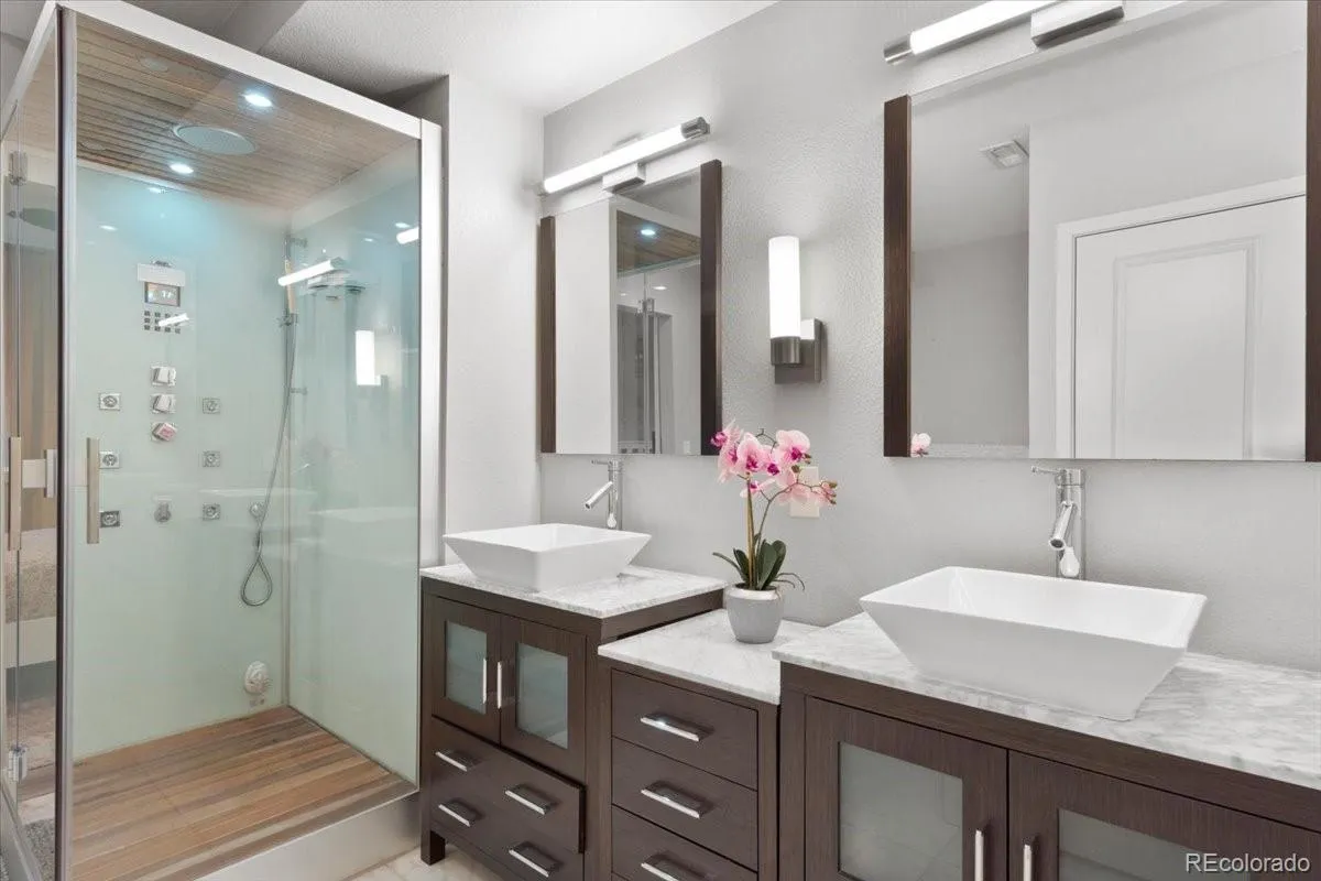 1570 W 67th Avenue Denver CO 80221 MLS #REC8413483 05202026195438 1200 27