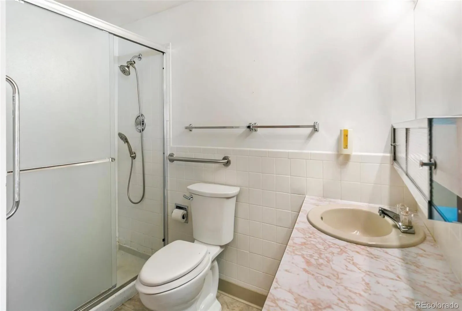 9360 E Center Avenue # 10A Denver CO 80247 MLS #REC8413523 05222026222558 1600 13