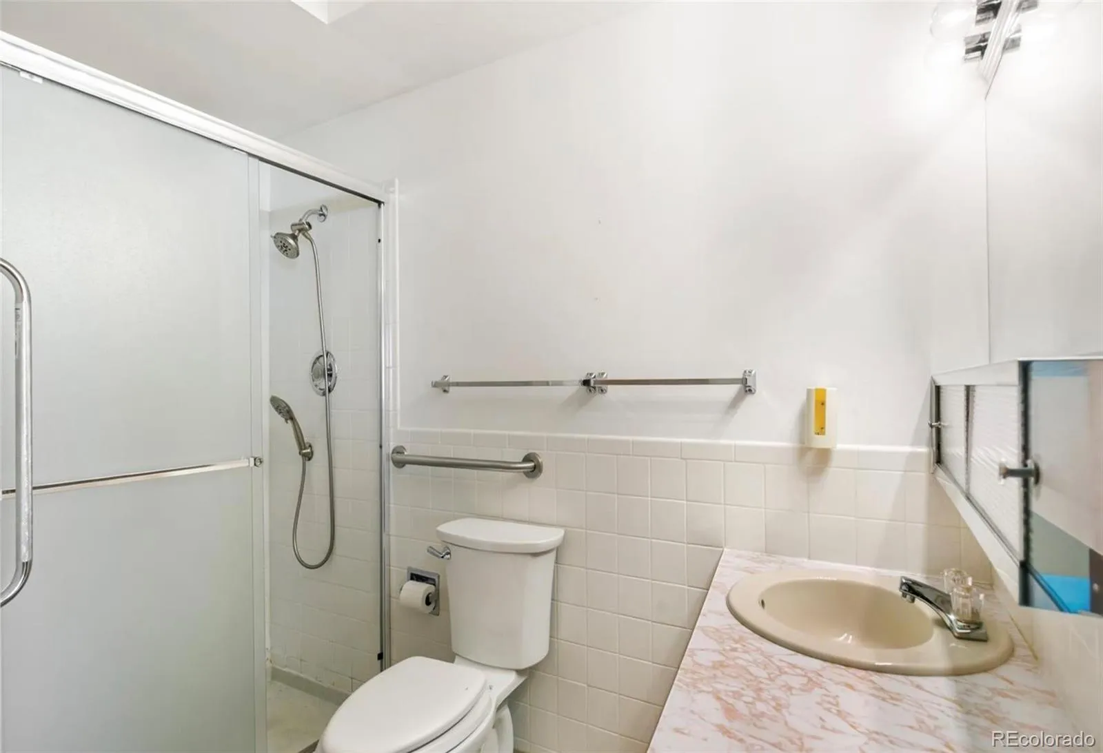 9360 E Center Avenue # 10A Denver CO 80247 MLS #REC8413523 05222026222558 1600 14