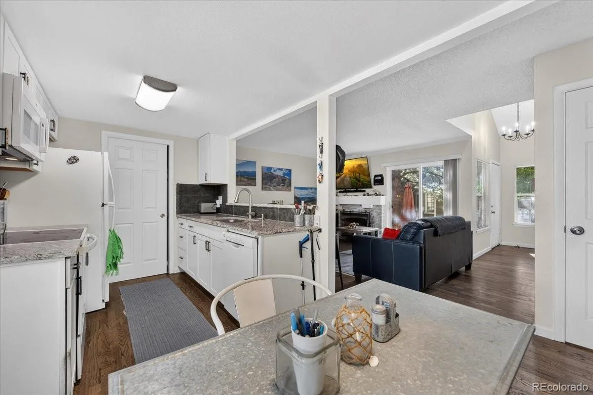 2011 S Helena Street #D Aurora CO 80013 | MLS #REC8414117 09212026191143 1200 14
