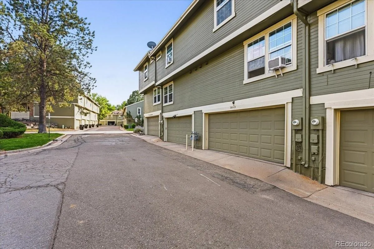 2011 S Helena Street #D Aurora CO 80013 | MLS #REC8414117 09212026191143 1200 28