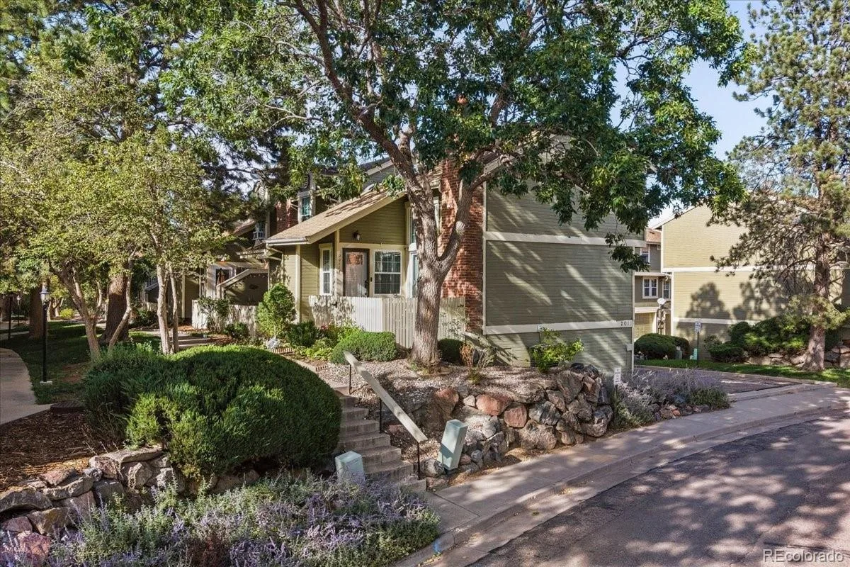2011 S Helena Street #D Aurora CO 80013 | MLS #REC8414117 09212026191143 1200 30