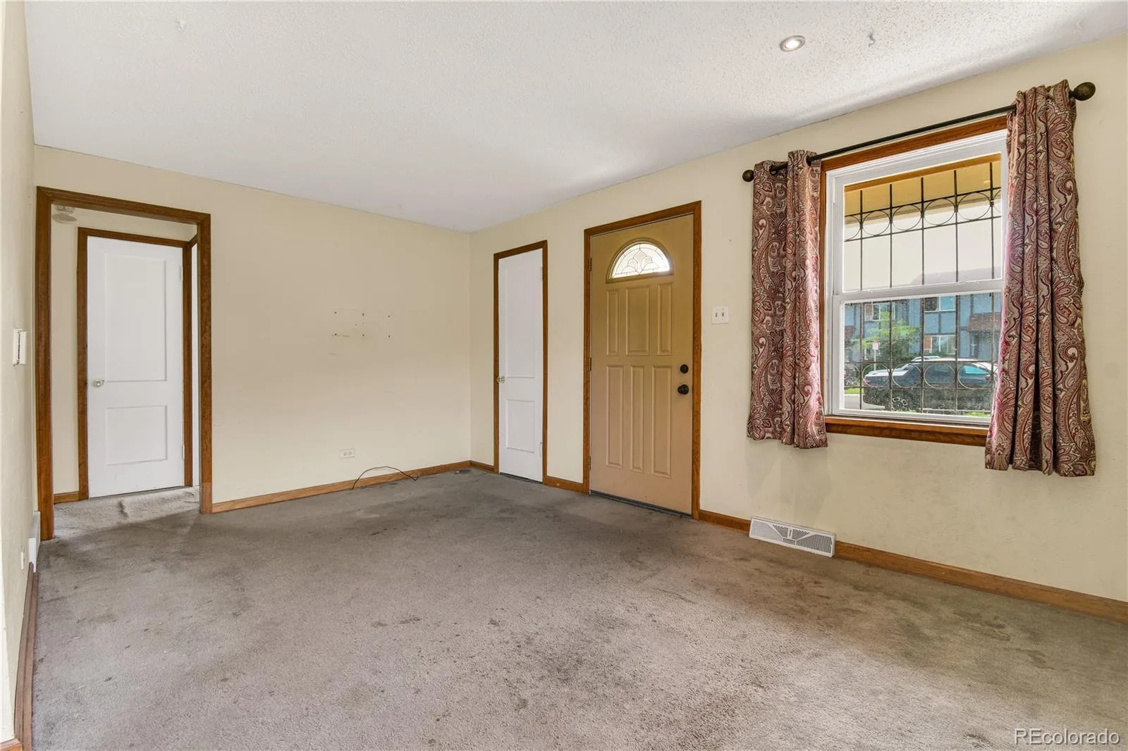 3725 N Jackson Street Denver CO 80205 | MLS #REC8418051 06082026205908 1600 2