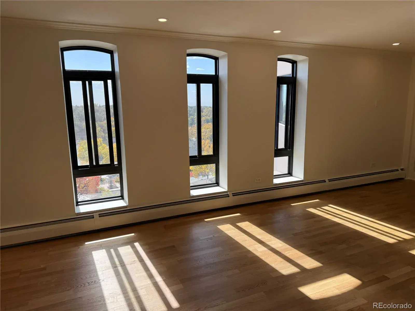 02112026002030 1600 11