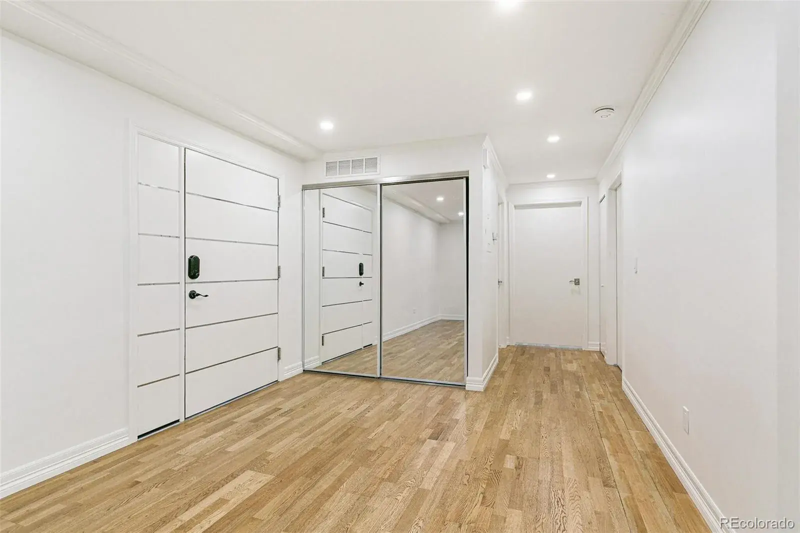 02112026002030 1600 6