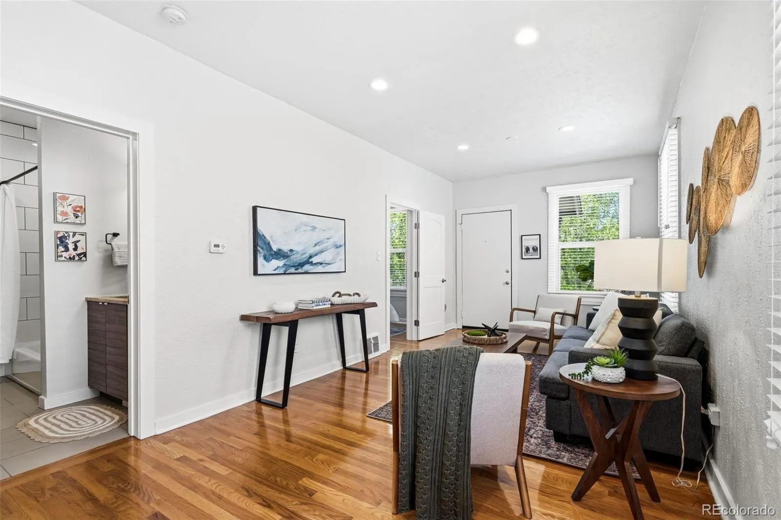 04152026180027 1600 12