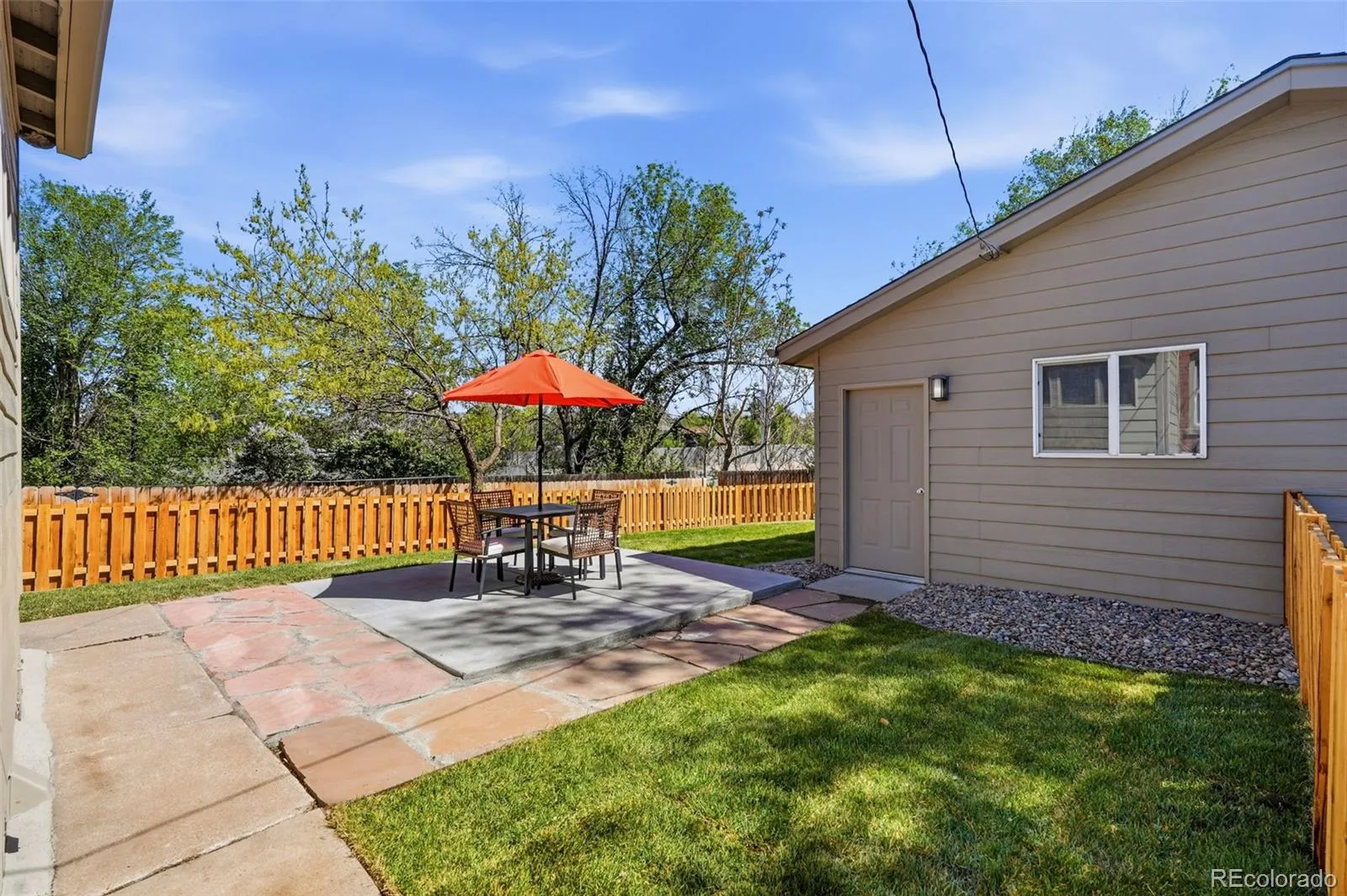 04152026180027 1600 25