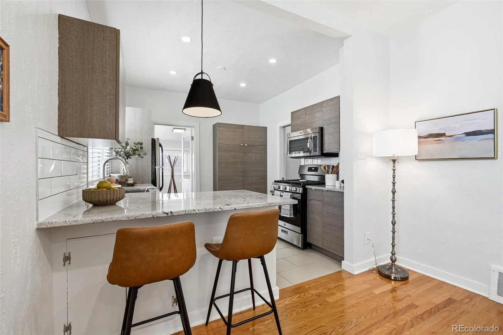 04152026180027 1600 6