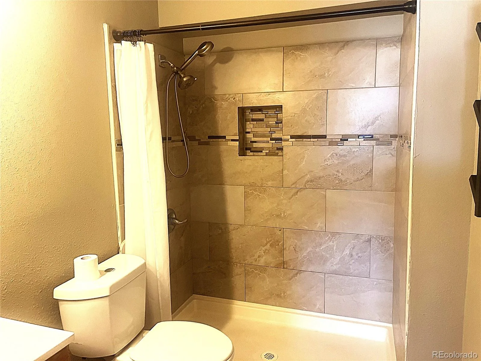 10150 E Virginia Avenue #1-105 #1 Denver CO 80247 | MLS #REC8418673 10072026220712 1600 8